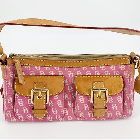 Dooney & Bourke Handbags - 🎈 Dooney & Burke Pink Logo Handbag.